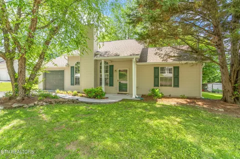 5816 Windtree Ln, Knoxville, TN 37921