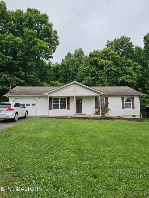 135 Pheasant Rd, Clinton, TN 37716