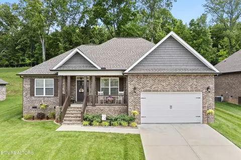 457 Krystle Ct, Lenoir City, TN 37771