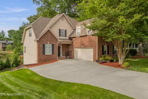 8829 Nubbin Ridge Rd, Knoxville, TN 37923