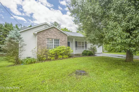 7338 Carowinds Ln, Knoxville, TN 37924