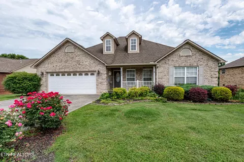 730 Kiefer Ln, Maryville, TN 37804