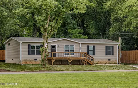 403 Bank St, Athens, TN 37303