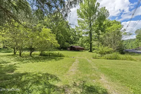 265 Marlow Rd, Clinton, TN 37716 photo 9