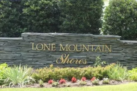 Clearwater Rd, New Tazewell, TN 37825