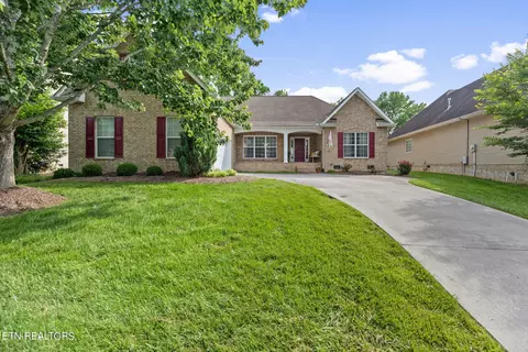 1730 Bombay Ln, Knoxville, TN 37932