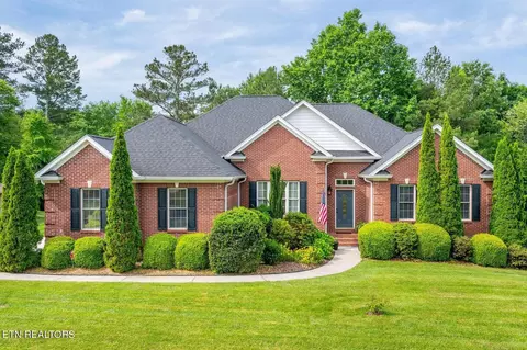 2831 NW Mountain Pointe Dr, Cleveland, TN 37312