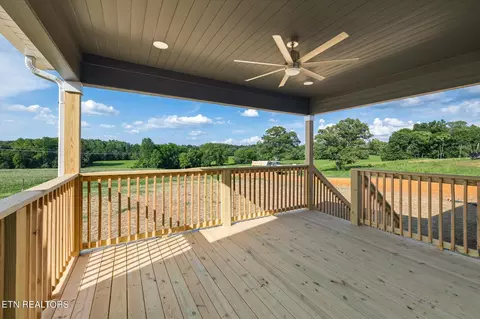 4655 SW Window Cliff Rd, Baxter, TN 38544 photo 2