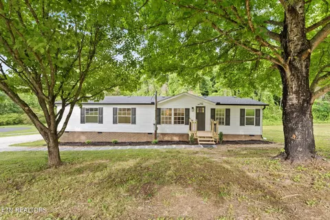9307 Pedigo Rd, Powell, TN 37849