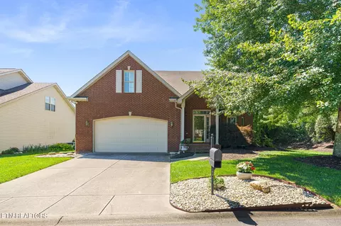 201 English Station Rd, Knoxville, TN 37934