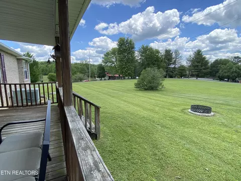 315 Lakeview Dr, Oneida, TN 37841 photo 23