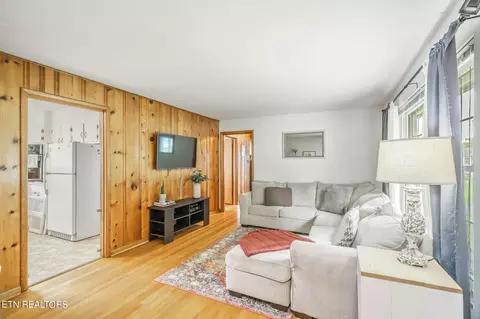 4141 Felty Dr, Knoxville, TN 37918