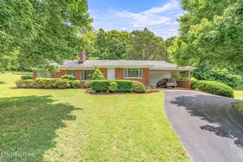 11060 Thornton Dr, Knoxville, TN 37934