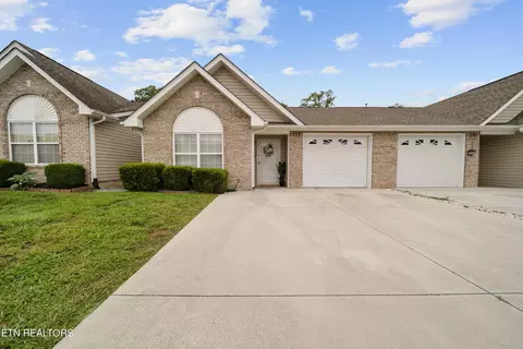 733 Graham Way, Knoxville, TN 37912