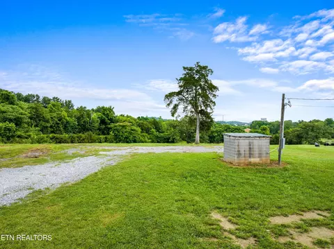 2134 Carmichael Rd, White Pine, TN 37890 photo 1