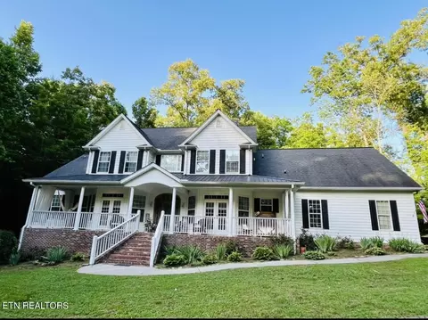 7733 Rosie Ln, Strawberry Plains, TN 37871