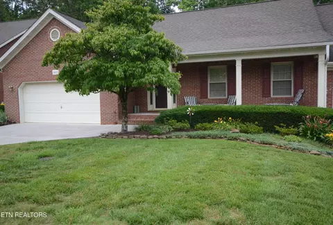 3013 Ginnbrooke Ln, Knoxville, TN 37920