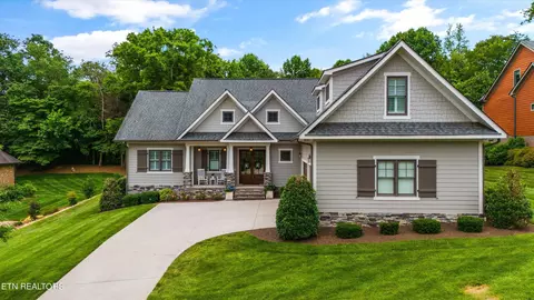 2227 Covered Bridge Blvd, Knoxville, TN 37932