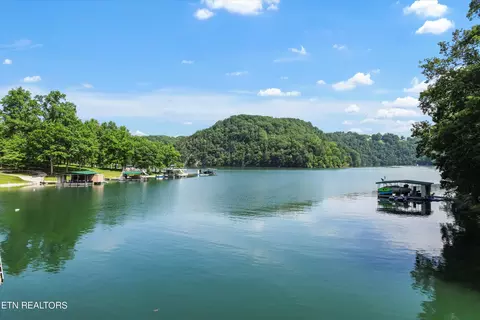 lot S 1 2 N Shorewod Ln, Caryville, TN 37714