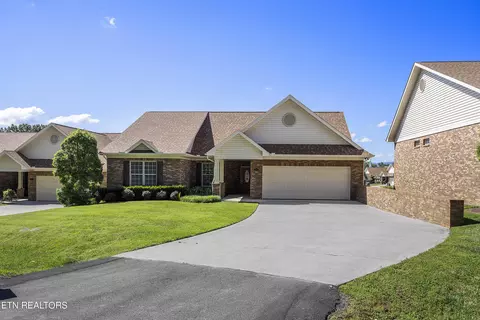 974 De Armond Ln, Maryville, TN 37804