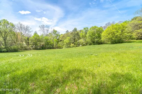 Fort Sumter Rd, Knoxville, TN 37938