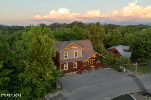 217 Alpine Mountain Way, Pigeon Forge, TN 37863
