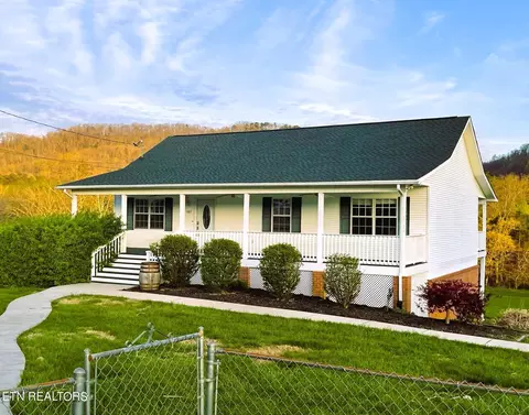 161 Bowman Ln, Maynardville, TN 37807