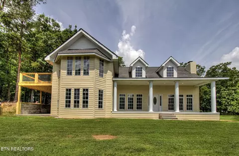 201 Payne Mountain Rd, Tellico Plains, TN 37385