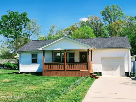 201 Kelsay Dr, Kingston, TN 37763