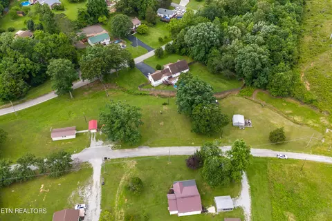 121 Ward Rd, Kingston, TN 37763 photo 4