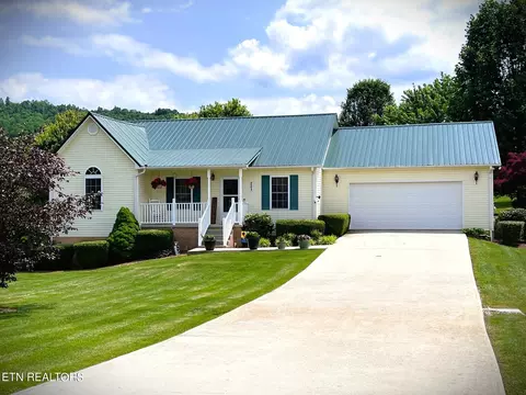 281 Clearwater, Sparta, TN 38583