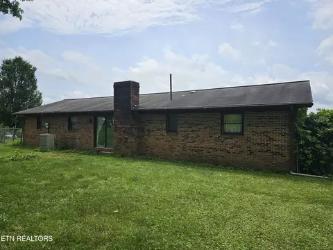 145 Boone Tabernacle Rd, Ewing, VA 24248 photo 2