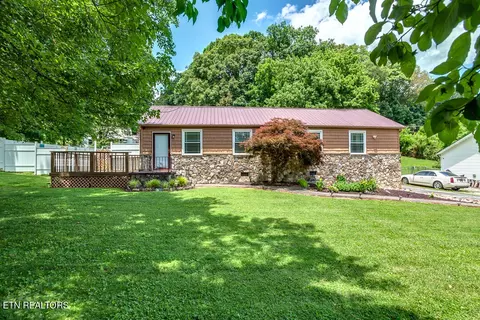1828 Kim Watt Dr, Knoxville, TN 37909