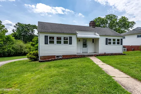 118 Park Dr, Maryville, TN 37804