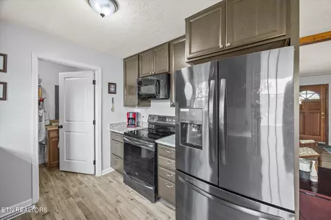 323 Circle Dr, Baxter, TN 38544 photo 7