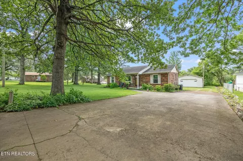 323 Circle Dr, Baxter, TN 38544 photo 24