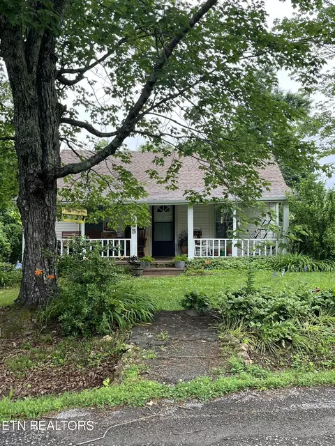 7005 Terry Dr, Knoxville, TN 37924