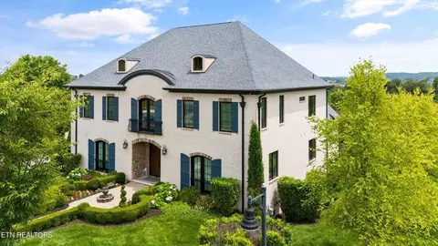 603 Stone Villa Ln, Farragut, TN 37934
