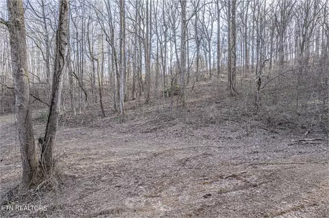 646 Hassler Mill Rd, Harriman, TN 37748