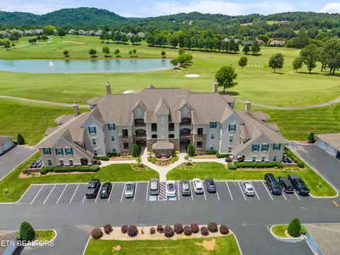 545 Rarity Bay Pkwy #101, Vonore, TN 37885