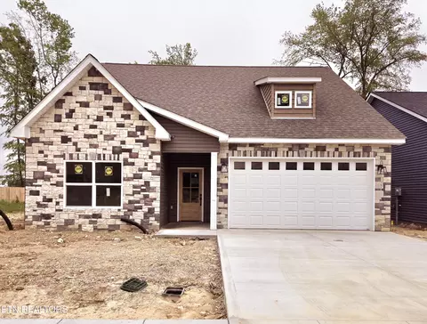 1611 Daly Dr, Cookeville, TN 38506