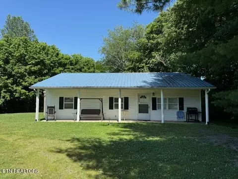 109 Riverside Ln, Celina, TN 38551