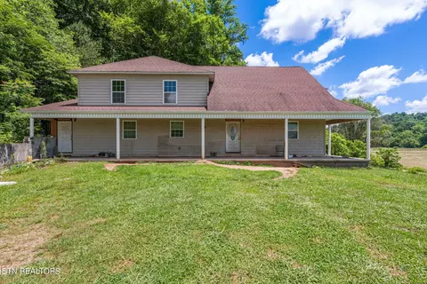 384 Hansard Rd, Maynardville, TN 37807