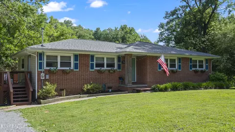 705 Southern Pkwy, Athens, TN 37303