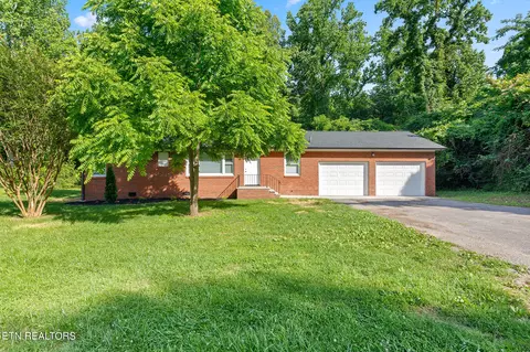 1220 Cassell Dr, Knoxville, TN 37912
