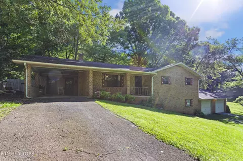 404 Hillcrest Dr, Decatur, TN 37322