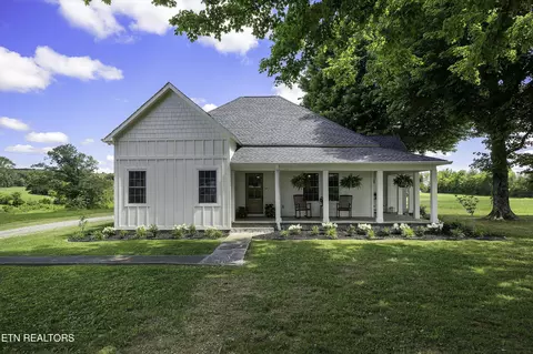 212 County Rd 126, Athens, TN 37303