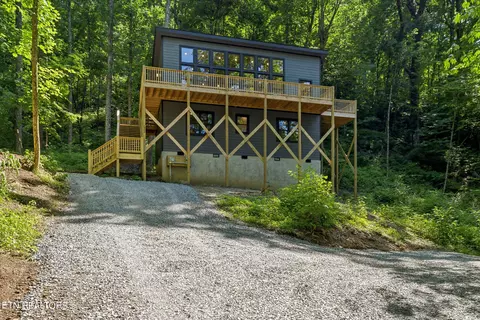 2966 Kulpan Way, Sevierville, TN 37862