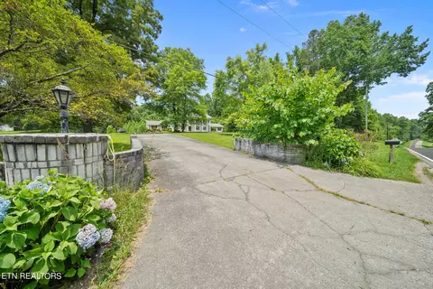 3324 Hickory Valley Rd, Maynardville, TN 37807