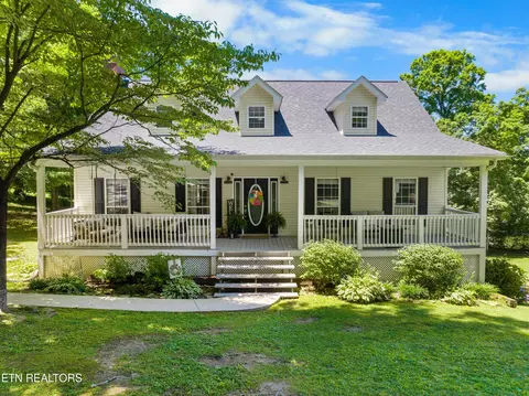 118 Lake Brook Ln, La Follette, TN 37766